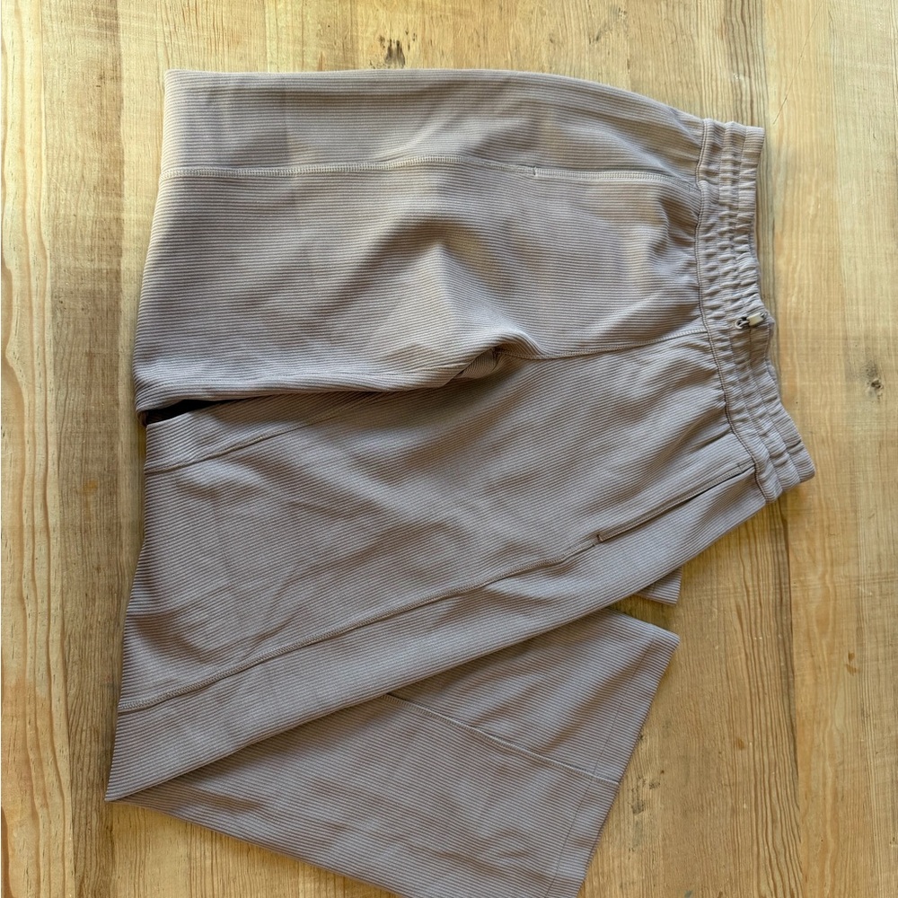 Lululemon Ribbed Softstreme High-Rise Pant 32.5"